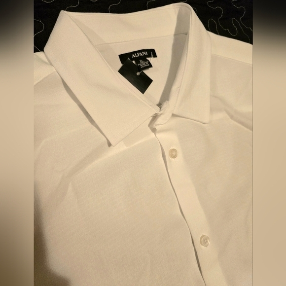 Alfani Men's Solid Short Sleeve‎ Button Up Shirt. White. NWT Size XL - Picture 3 of 8